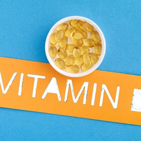 آیا مکمل‌ های ویتامین D واقعاً به تقویت استخوان‌ ها کمک میکنند؟ بررسی علمی جدید