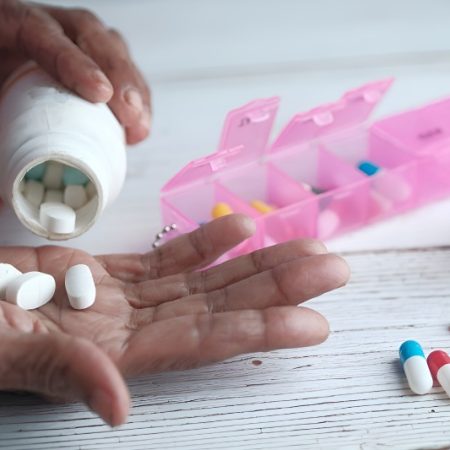 مسکن‌ ها و نقش آنها در افزایش مقاومت باکتریایی