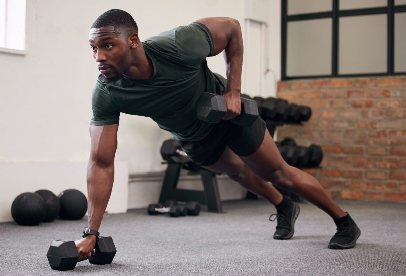 مردان برای پیشگیری از بیماری قلبی باید دو برابر زنان ورزش کنند