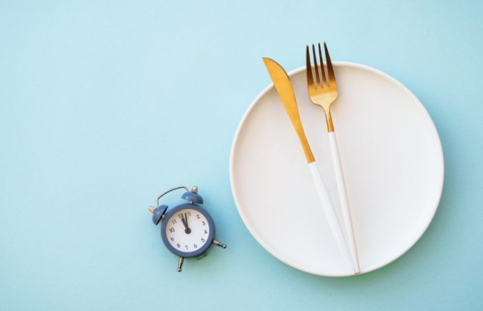 روزه‌ داری و سلامت معده در ماه رمضان؛ چگونه از سوء هاضمه جلوگیری کنیم؟